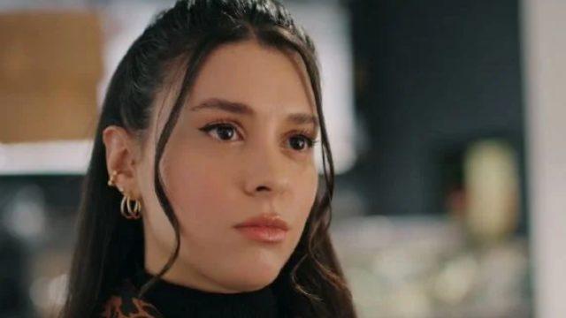 Yalı Çapkını'nın Pelo'su Buçe Kahraman'ın menajerinden sert açıklama! Metres yakıştırmasının yapılması...