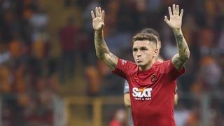 Son dakika: Galatasaraylı taraftarları endişelendiren açıklama! Lucas Torreira'nın menajeri: 'O kulüple görüşeceğim!'