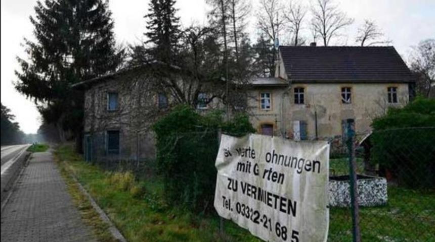 A&ccedil;ık artırmayla k&ouml;y&uuml; sattılar