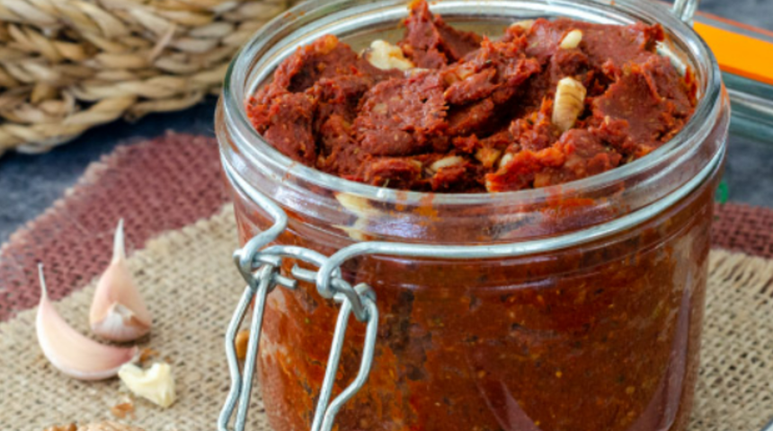 Yedikçe yediren kahvaltılık çemen tarifi! Çemen nasıl yapılır?