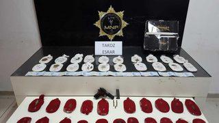 Mersin'de 7 kilo 950 gram esrar ele geçirildi