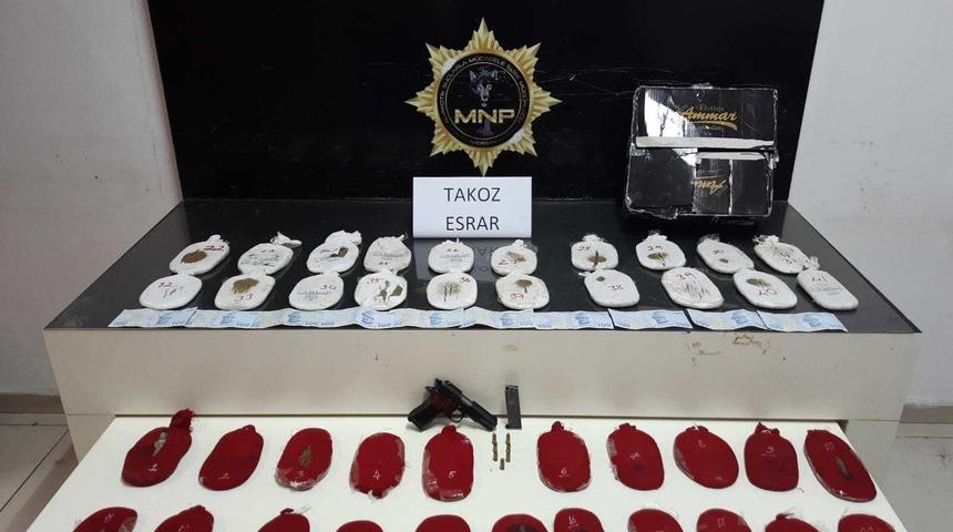 Mersin'de 7 kilo 950 gram esrar ele geçirildi
