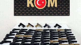 Hamzabeyli Sınır Kapısı'nda çok sayıda tabanca ele geçirildi! Bulgar çift gözaltına alındı