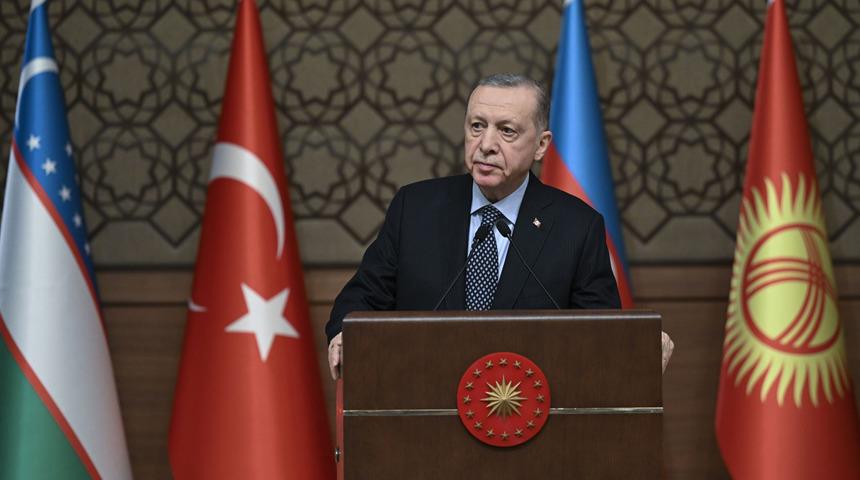 Yarım milyon depremzede taşınacak! Cumhurbaşkanı Erdoğan, TDT Olağanüstü Zirvesi'nde duyurdu: 100 bin adet...