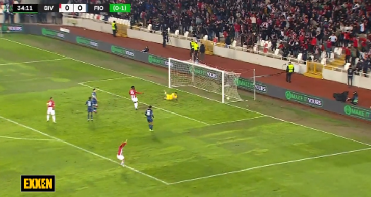 Sivasspor'da Erdoğan Yeşilyurt'un füzesi sonrası stadyum ayağa kalktı! Kaleci çaresiz kaldı... G5