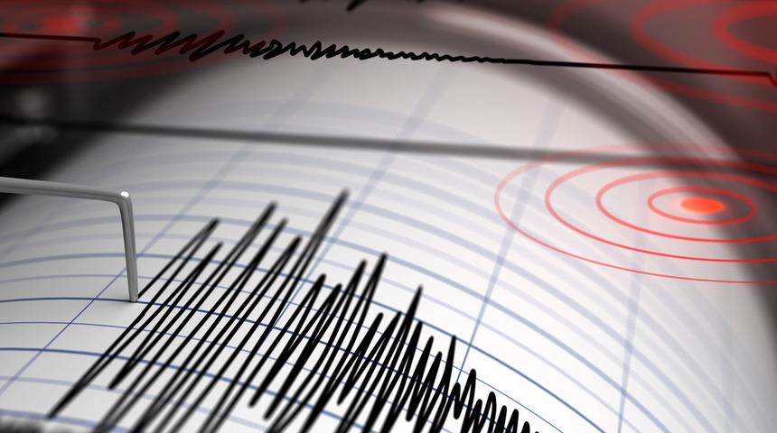SON DAKİKA | Akdeniz'de korkutan deprem! Mersin ve &ccedil;evresinde hissedildi