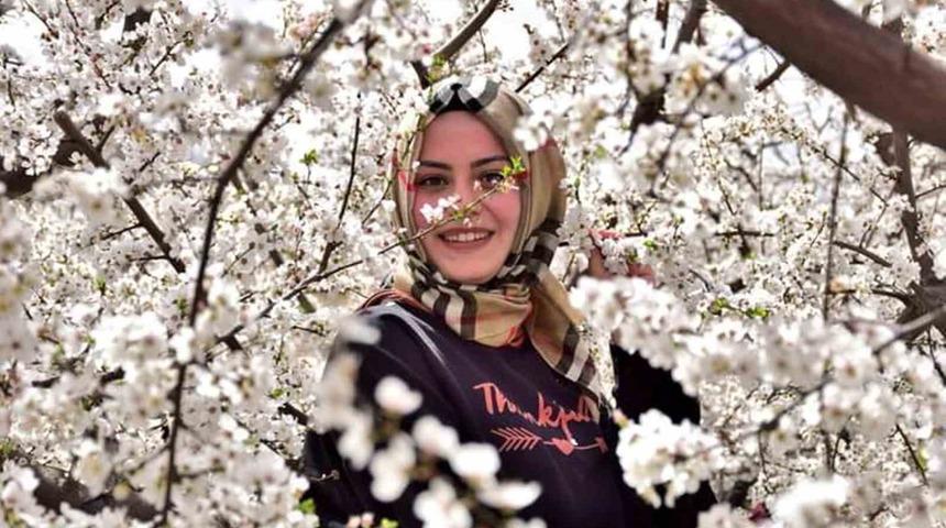 Sofralık kayısının üretim merkezi Mersin’de ağaçlar gelinliğini giydi