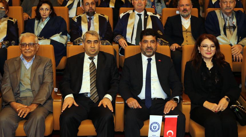 Aydın Adnan Menderes Üniversitesinde yeni rektör göreve başladı