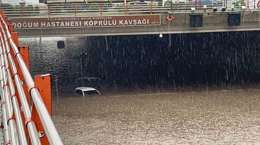 Meteorolojiden Diyarbakır i&ccedil;in &lsquo;sağanak&rsquo; uyarısı