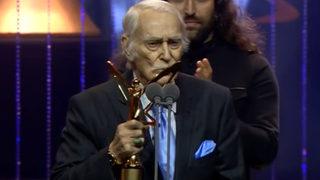 Harun Kolçak'ın Altın Kelebek ödülünü alan Eşref Kolçak ağlattı!