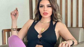 Ebru Polat sınırları zorladı! Sadece sütyen giyip uzandı