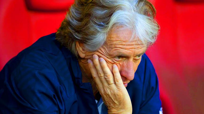 Sevilla maçında sakatlanarak oyundan çıkmıştı! Fenerbahçe'ye Michy Batshuayi'den kötü haber... Beşiktaş derbisinde oynayamabilir