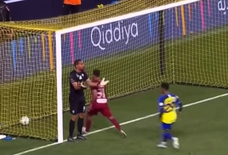 Al Nassr'ın yıldızı Cristiano Ronaldo'dan 35 metreden mükemmel gol! Kaleci bile ne olduğunu anlamadı G4