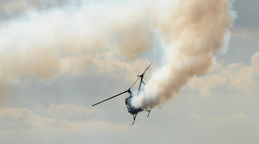 PKK'lıları taşıyan helikopterle ilgili merak edilen soruyu yanıtladı! Bakan Akar'ın "Suçüstü yakalandılar" sözlerinin ardından... "Açıklanacak şey var"