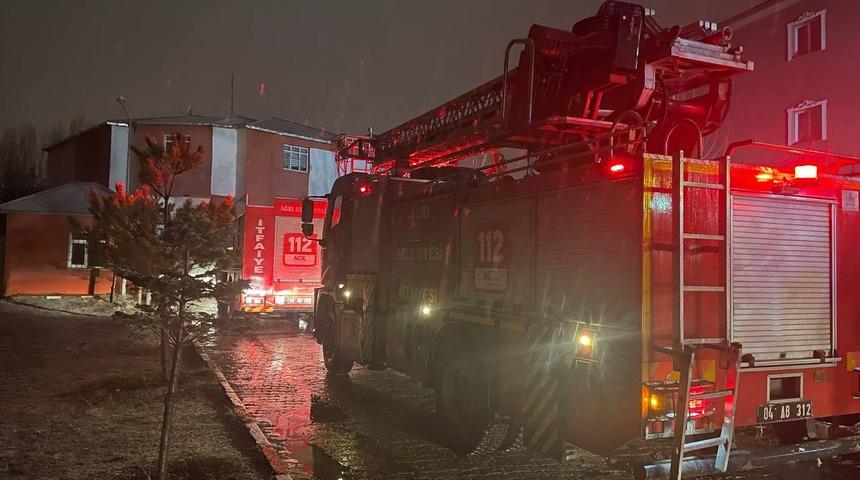 Ağrı'da kadın sığınma evinin mutfağında çıkan yangın söndürüldü