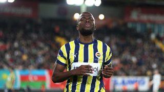 Son dakika: 'Geri döndü!' Fenerbahçe'nin yıldızı Enner Valencia'dan taraftarları sevindiren haber! '4-5 hafta sahalardan uzak' iddiası vardı ama...