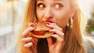 Bilim insanları açıkladı! Tek bir tane yemek bile ömrünüzden ömür çalıyor