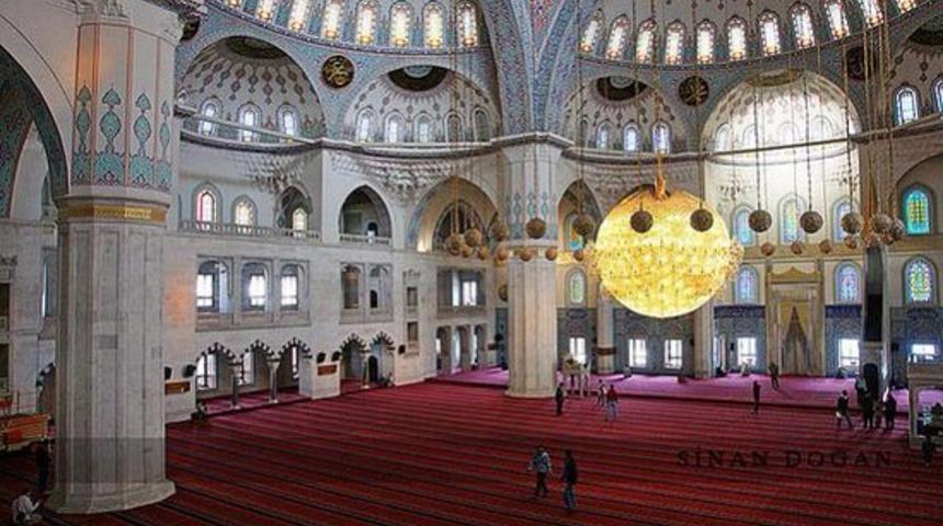 Teravih hangi gün başlıyor? Teravih namazı hükmü ve mahiyeti nedir, kılınışı nasıldır? İşte Enderun usulü teravih namazı kılınış şekli