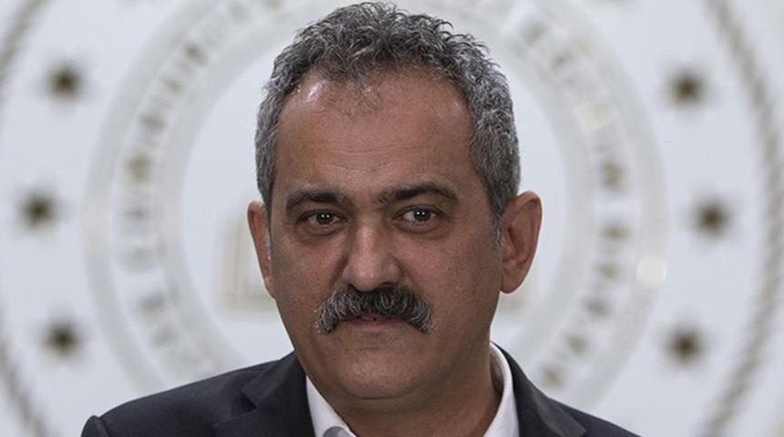 Bakan Özer: Deprem bölgesine 500 çelik konstrüksiyon okul yapılacak