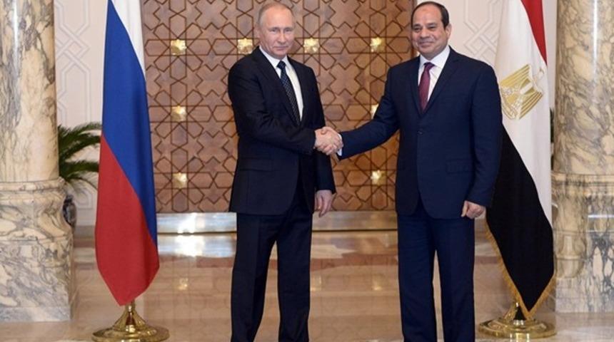 Putin'den kritik uyarı: Çatışmanın fitilini ateşleyebilir