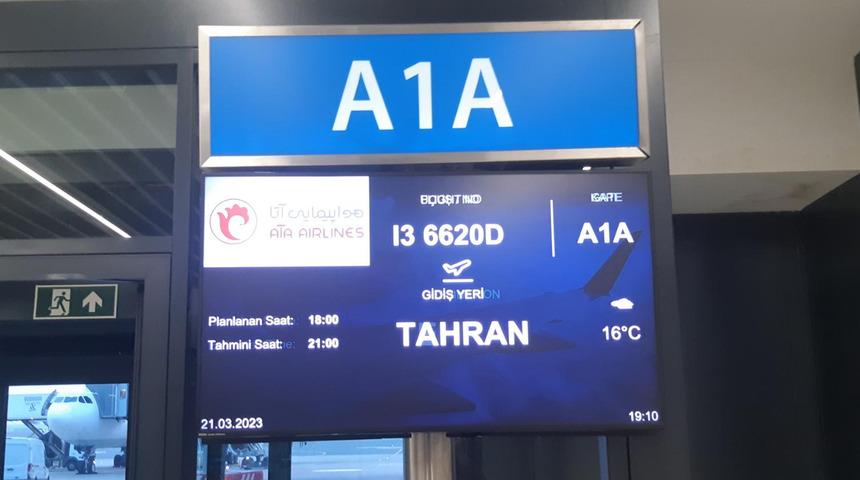 Kabin basıncı düşen İran yolcu uçağı İstanbul Havalimanı'na acil iniş yaptı