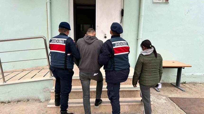 Nazilli’de jandarma ekipleri hırsızlık şüphelilerini suçüstü yakaladı