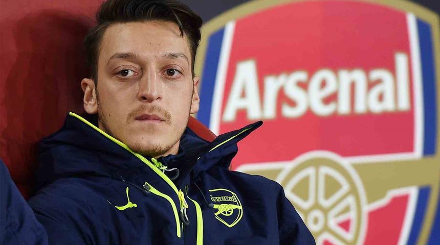 Mesut Özil'in futbolu bırakması İspanyol basınında