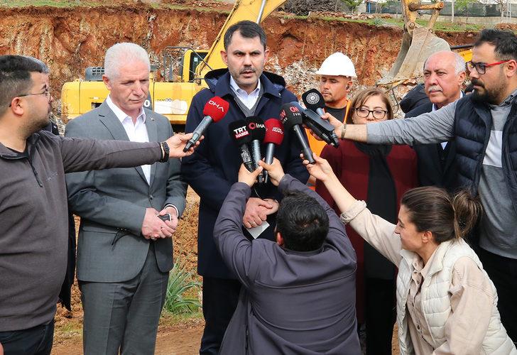 Bakan Kurum, Nurdağı'nda deprem konutlarına ilişkin açıklamalarda bulundu: 'Yarın temel atıyoruz'