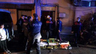 Manisa'da korkunç olay! Annesini boğazından bıçaklayarak öldürdü, ardından çatıdan atladı