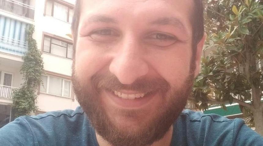 Annesini öldürüp çatıdan atlayan şahıs hastanede hayatını kaybetti