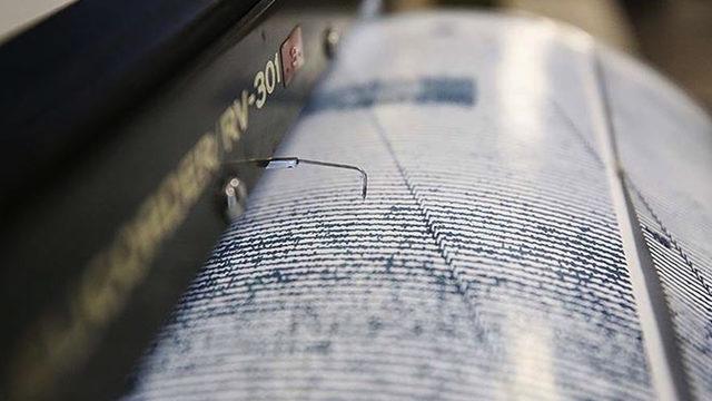 SONDAKİKA | Kahramanmaraş'ta korkutan deprem! Çevre illerden de hissedildi (AFAD-Kandilli son depremler)