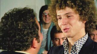 Hababam Sınıfı'nın Kıvırcık Ömer'inin son hali şaşırttı! Oyunculuğu bırakıp marangoz oldu