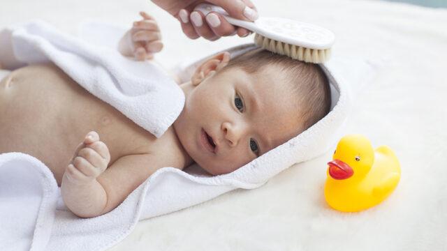 Bebeklerde konak neden olur, nasıl temizlenir? Bebeklerde konak belirtileri nelerdir?