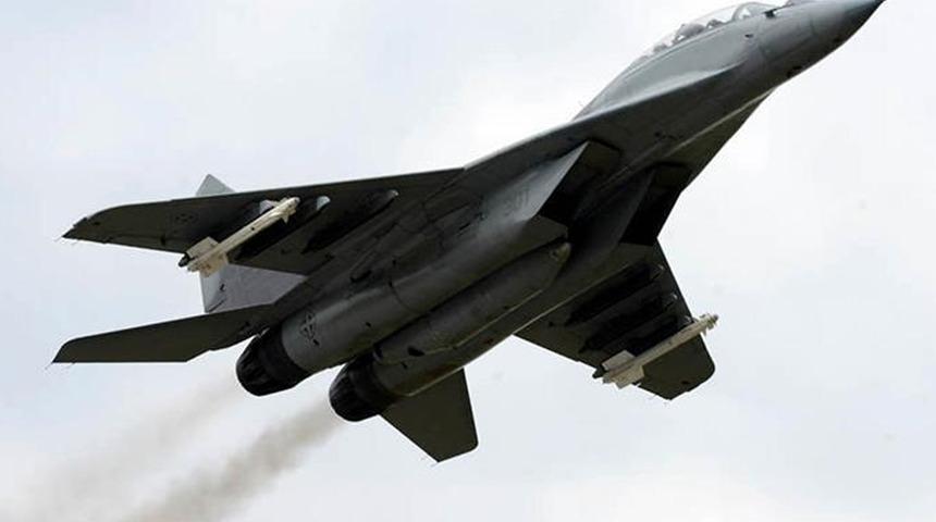 NATO ülkesi Slovakya'dan Ukrayna'ya savaş uçağı desteği