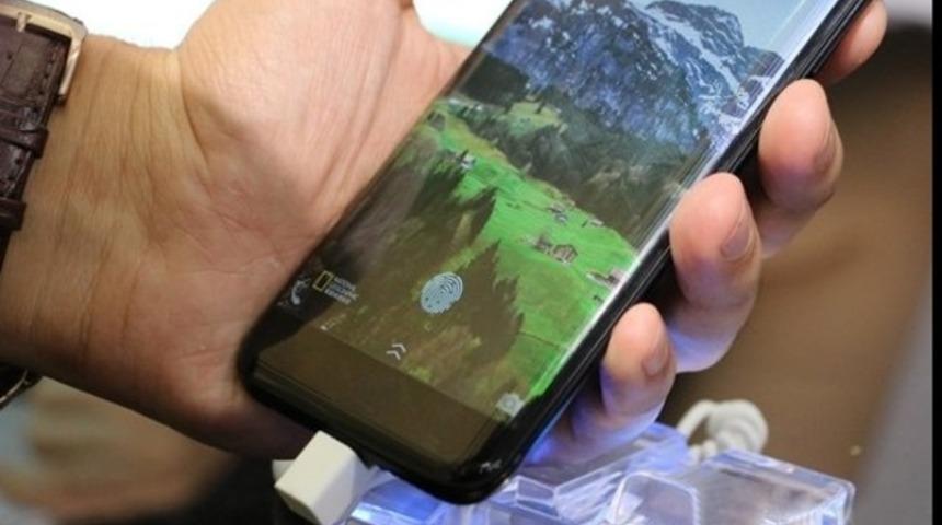 Bu telefon bir başka! Şoke eden detay