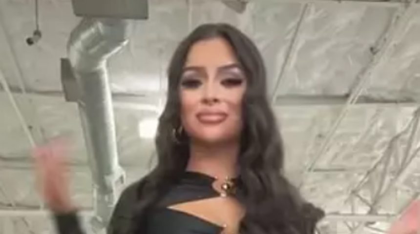 Kıyafeti uygun olmadığı için iş yerinde çalışmasına izin verilmedi! “Dikkat dağıtıyorsun”