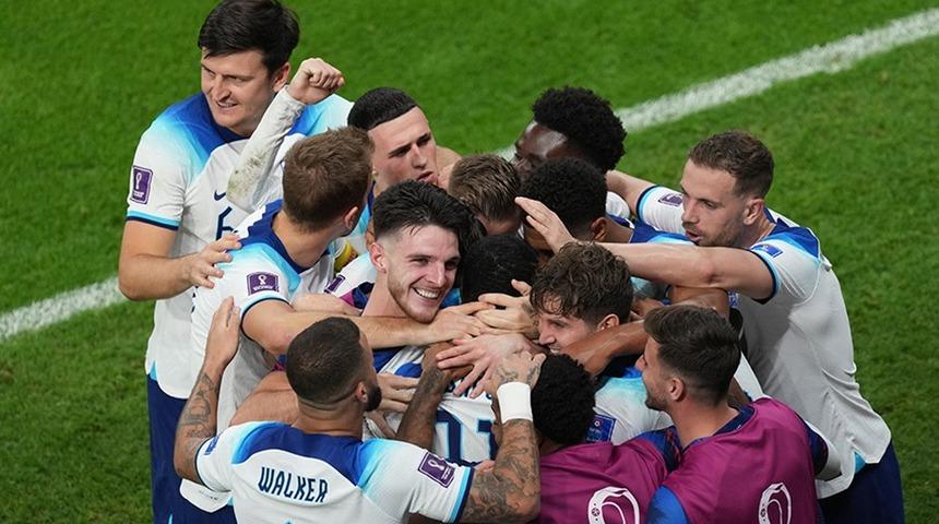 Apandisi alınan İngiliz futbolcu Phil Foden, milli takım kadrosundan çıkarıldı!