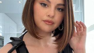 Selena Gomez gündemden düşmüyor! Bikinili poza ilk beğeni Hailey Bieber'dan geldi