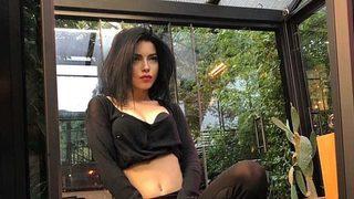 Merve Boluğur'dan o sözlere emojili yanıt! Yine bir erkeği markaja aldı