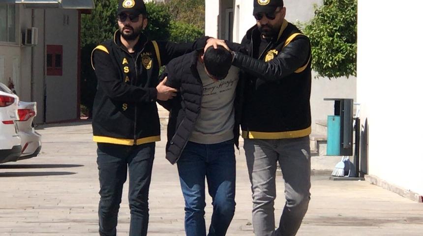 Adana'da bir kişi, tartıştığı ağabeyini tabancayla öldürdü