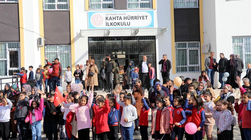 Depremin vurduğu Adıyaman'ın 5 ilçesindeki okullarda ders zili çaldı