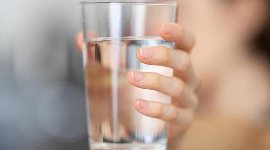 Uzman isim uyardı! 'İftar ve sahur arasında en az 2 litre su için'