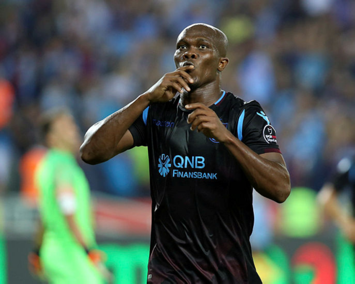 Trabzonspor'da yeni yönetimin ilk bombası belli oldu! Nwakaeme için resmi açıklama, yıldız isimden paylaşım... G2