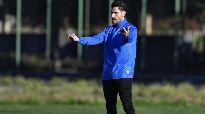 Özer Hurmacı sahaya indi