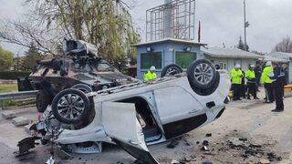 Polis noktasına dalan araç takla attı: 5’i polis 6 yaralı!