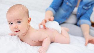 Bebekleri neden hıçkırık tutar, bebeğin hıçkırması normal mi? Bebek hıçkırığı nasıl geçer, bebeklerde hıçkırık ne zaman başlar?