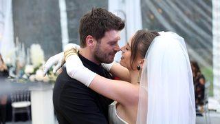 Aile'nin yıldızı Kıvanç Tatlıtuğ bakın nasıl ünlü olmuş! Asıl mesleğini duyunca çok şaşıracaksınız