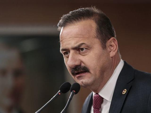  Ağıralioğlu, Trabzon'da gazetecilerle bir araya geldi