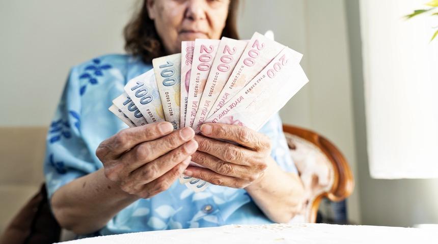 Emekliye promosyon, indirim, kampanya! İmza atıldı, hemen banka ve kredi kartınıza bakın: Milyonlarca kişiyi ilgilendiren karar
