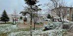 Eskişehir'in yüksek kesimlerine kar yağdı